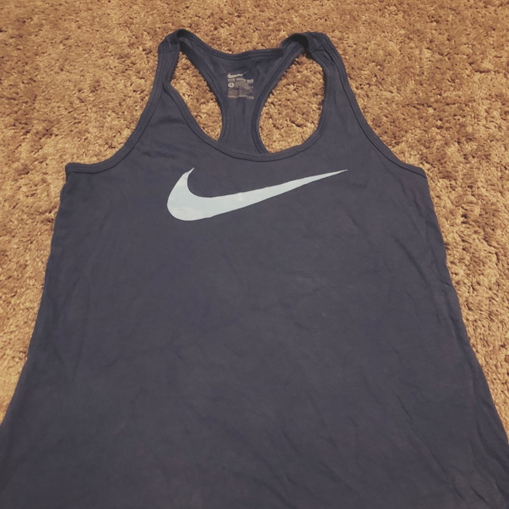 Gray muscle Nike shirt